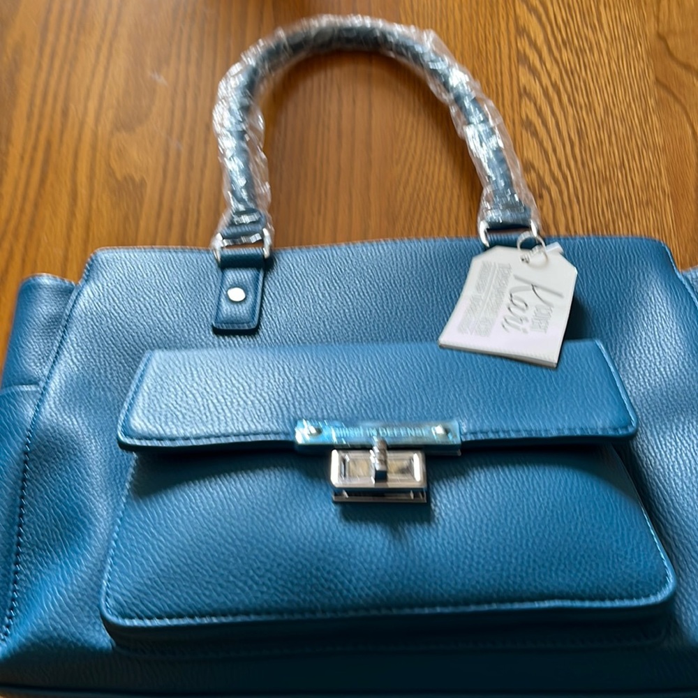 Damsel In Defense - Covert Kari Carry Purse